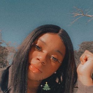 Meet your Posher, Keshona